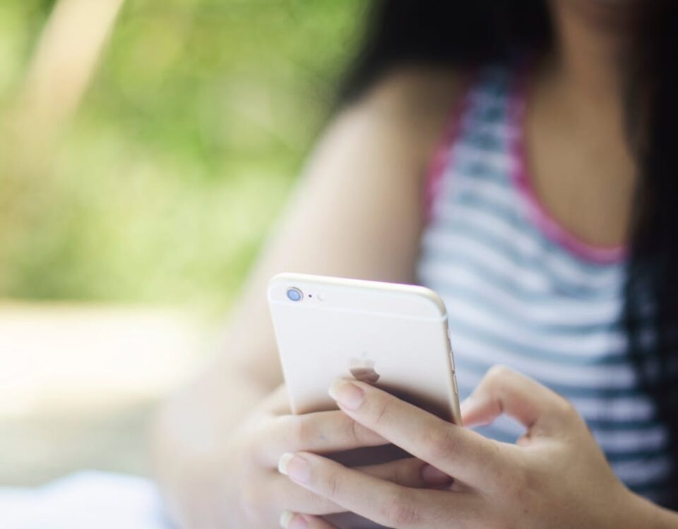 Aplicativos de Relacionamentos: dicas de como escolher mulher baixando aplicativos de relacionamentos