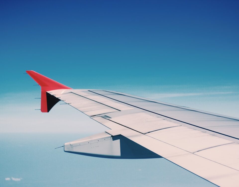 6 Aplicativos para Organizar Viagens utilizando apps para organizar viagens de avião