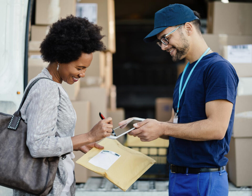 Os melhores apps para rastrear encomendas pelos Correios