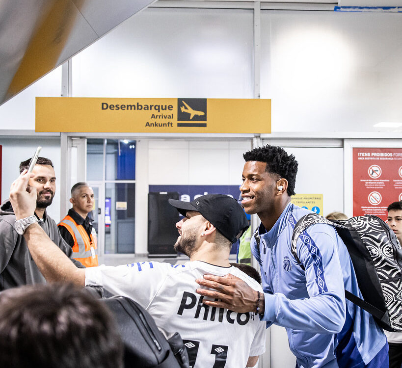 5 apps que ajudam os torcedores do Santos a acompanhar o time Foto: Raul Baretta / Santos FC