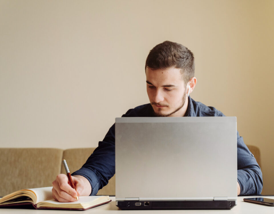 Melhores softwares para apoio na tradução juramentada