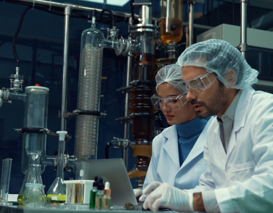 Programas que auxiliam na gestão de processos químicos