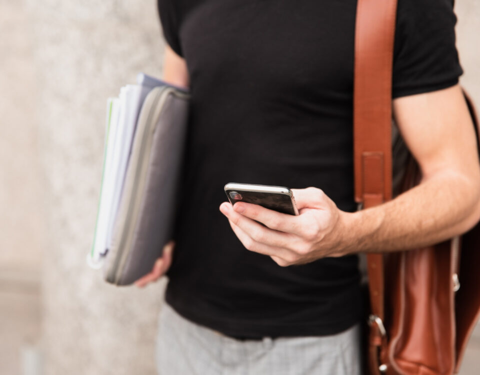 Apps para pedir 2ª via do diploma sem sair de casa Apps para pedir 2ª via do diploma sem sair de casa