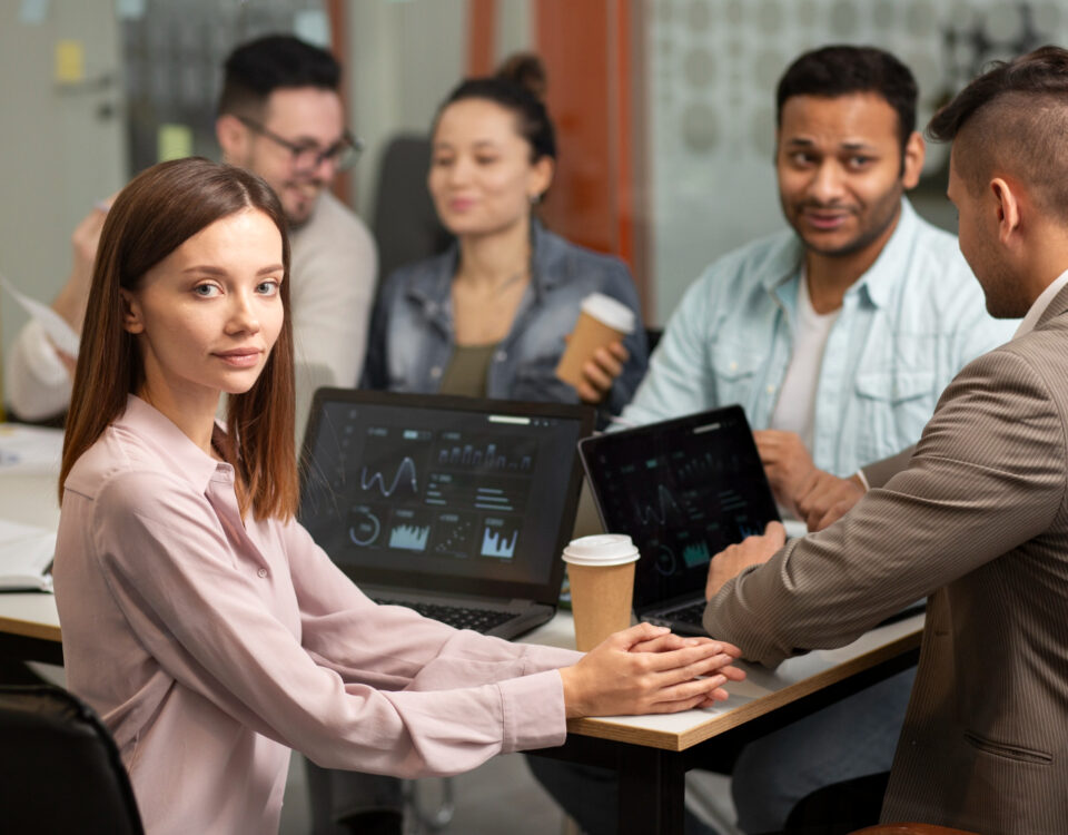 Quais sistemas ajudam a unificar operações empresariais? Quais sistemas ajudam a unificar operações empresariais?