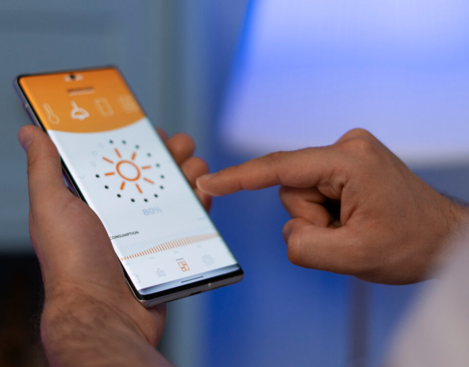 Os melhores aplicativos para monitorar energia solar Os melhores aplicativos para monitorar energia solar