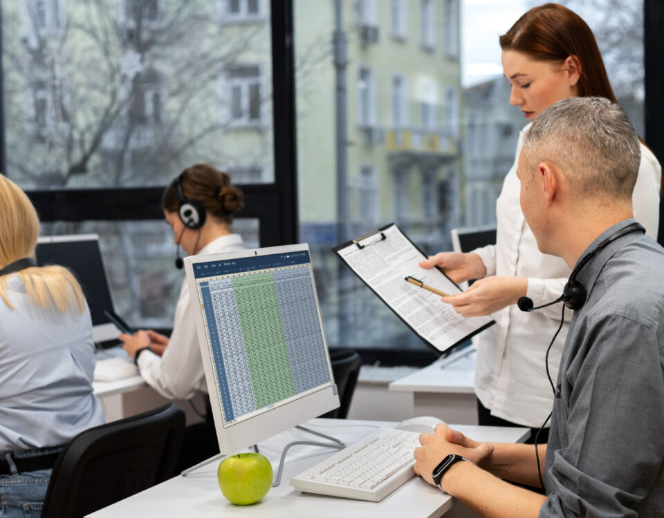 Softwares que monitoram saúde no ambiente de trabalho Softwares que monitoram saúde no ambiente de trabalho