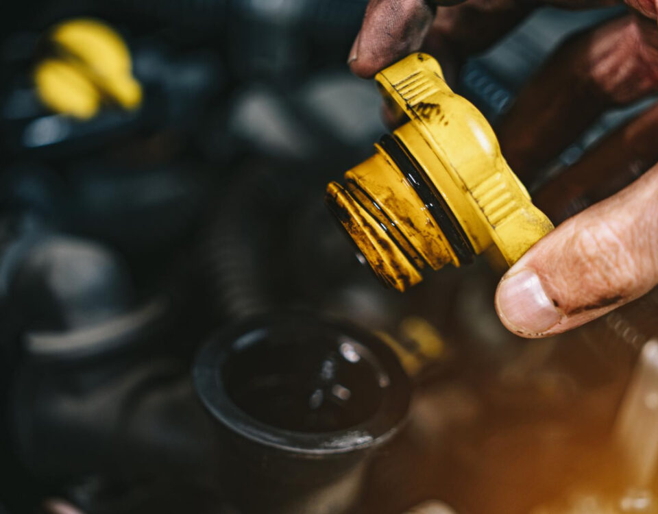 Apps e ERPs que controlam trocas e estoque do lubrificante Apps e ERPs que controlam trocas e estoque do lubrificante