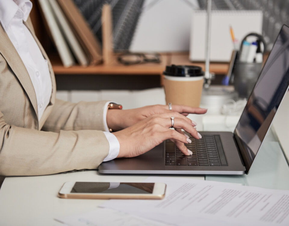 Plataformas inteligentes transformam a gestão jurídica Plataformas inteligentes transformam a gestão jurídica