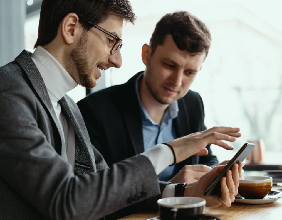 Aplicativos ajudam pessoas a encontrar advogados especializados Aplicativos ajudam pessoas a encontrar advogados especializados