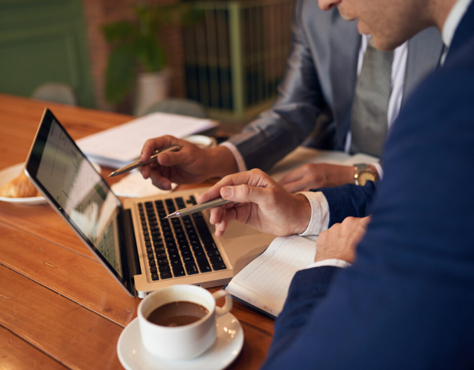 Plataformas jurídicas que simplificam a gestão de processos