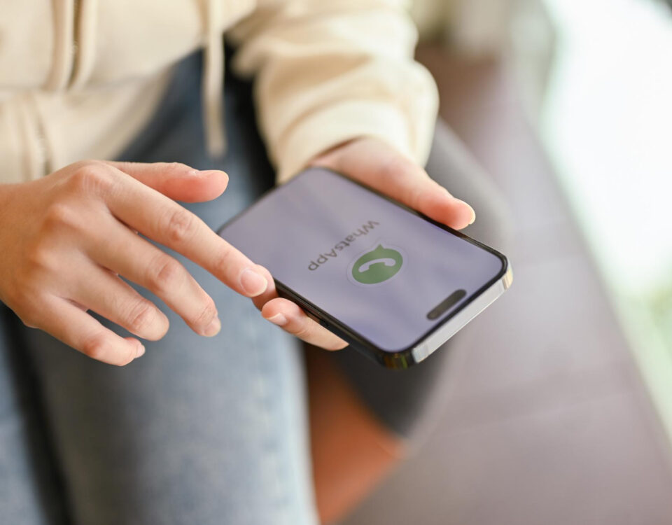 Plataforma de atendimento no WhatsApp: quais recursos valem a pena?