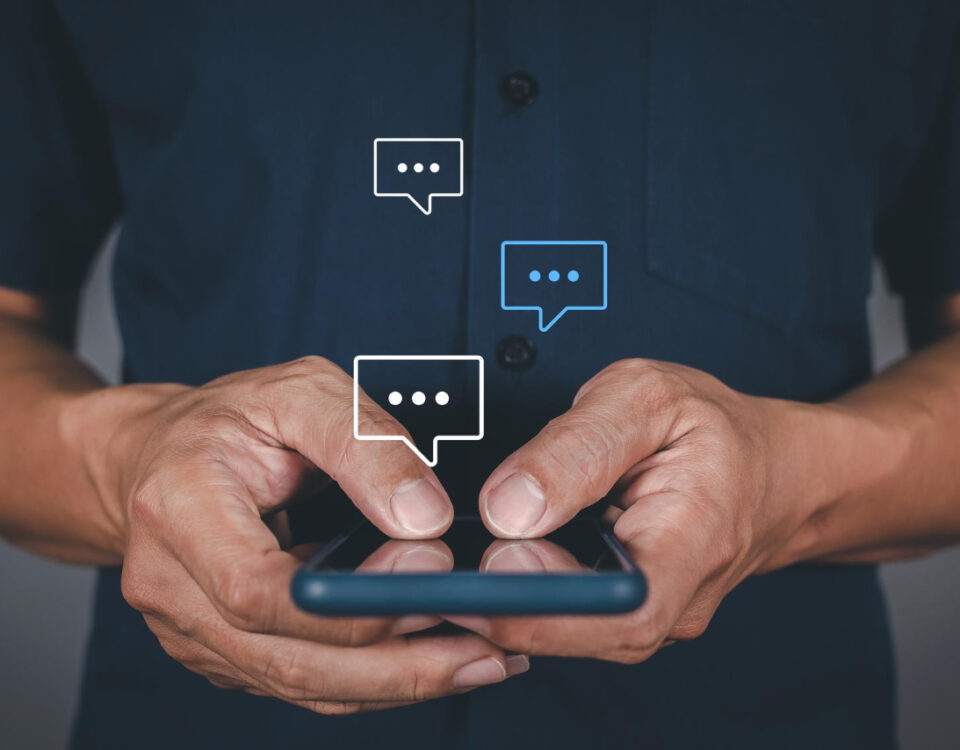 Mensagens temporárias realmente protegem conversas de encontros +18?
